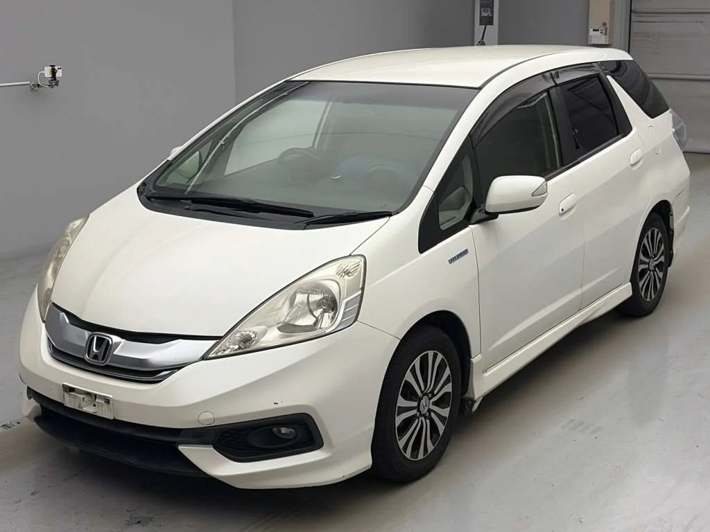 Honda Fit Shuttle GP2 2013